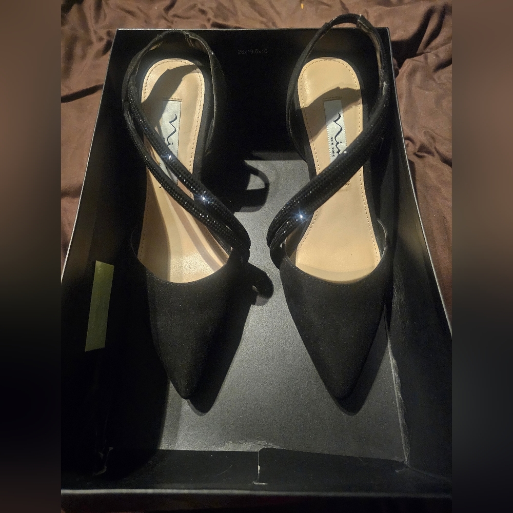 Nina New York black heels